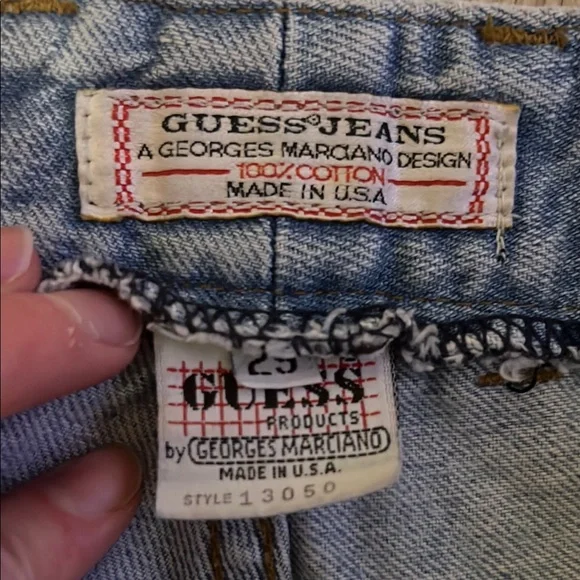 Y2K Guess Vintage Size 29 Classic Blue Denim Jeans - Picture 6 of 10
